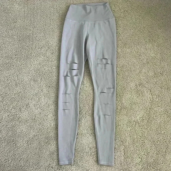 ALO Yoga Ripped Warrior High Waisted Legging NEW - Picture 2 of 6